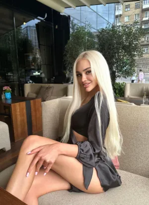 проститутка Каролина, 19, Бугульма
